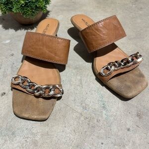 Kelsie Dagger Brown Leather Gold Chain Kitten Heel Slip On Sandals Size 8 Summer